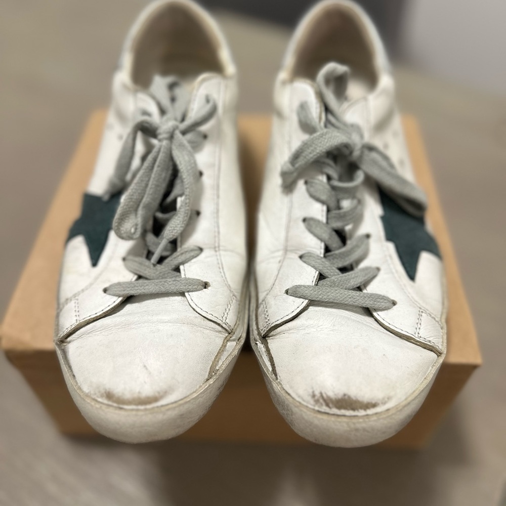 Golden Goose Sneakers